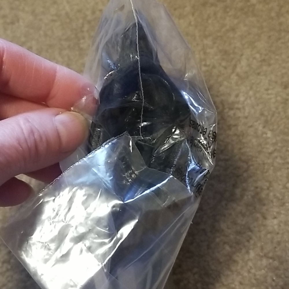 🔮NWT-Fabletics Face Mask-Charcoal Camo-NOW IN - Picture 6 of 9